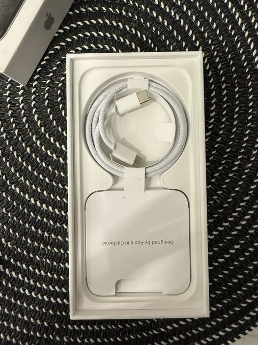 Iphone 15 Pro 256 GB kolor biały