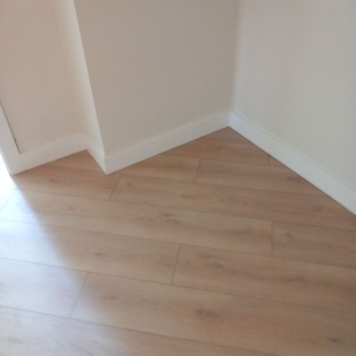 Ofereço Serviços e Remodelações,