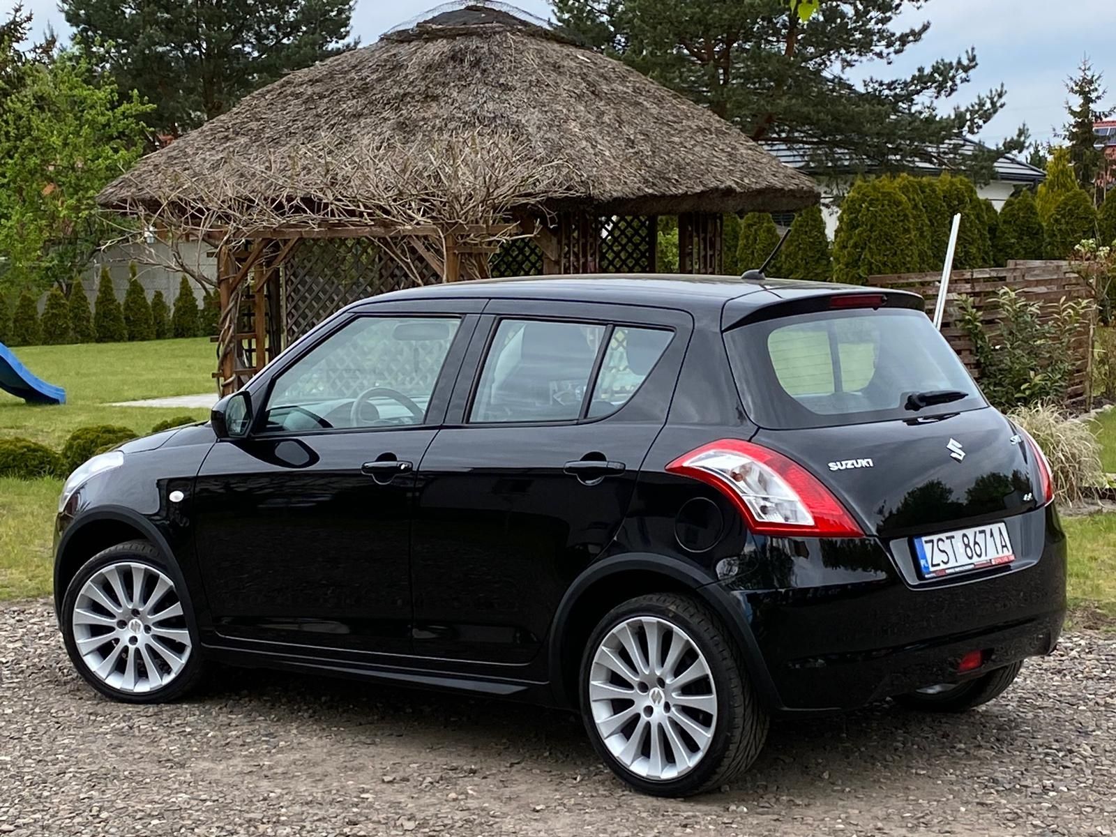 Suzuki Swift z przebiegiem 80.000 km ! 2 komplety. alufelg , napęd 4x4