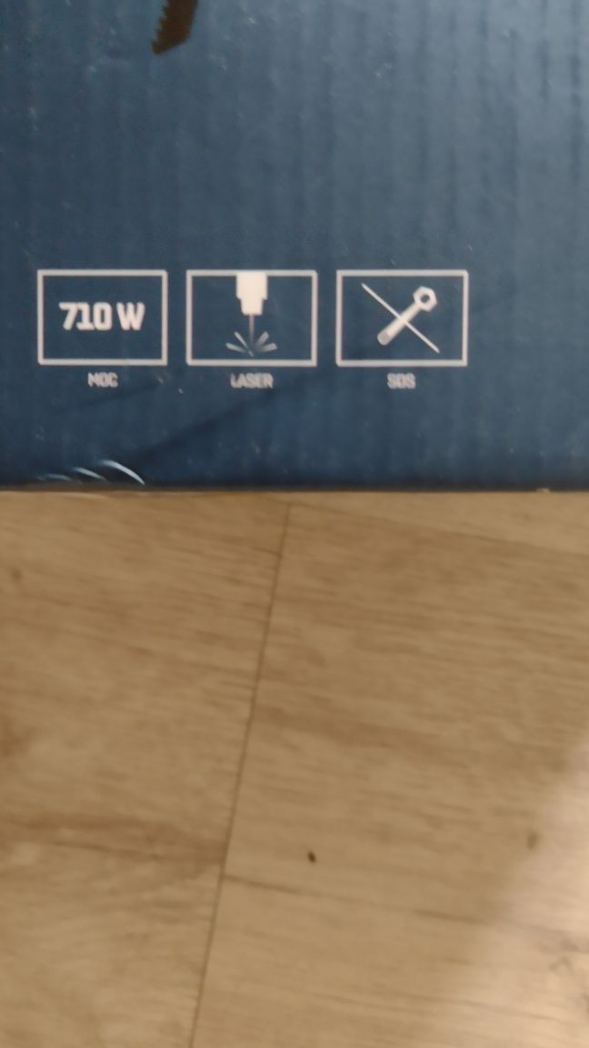 Wyrzynarka z laserem Nitro 710 W