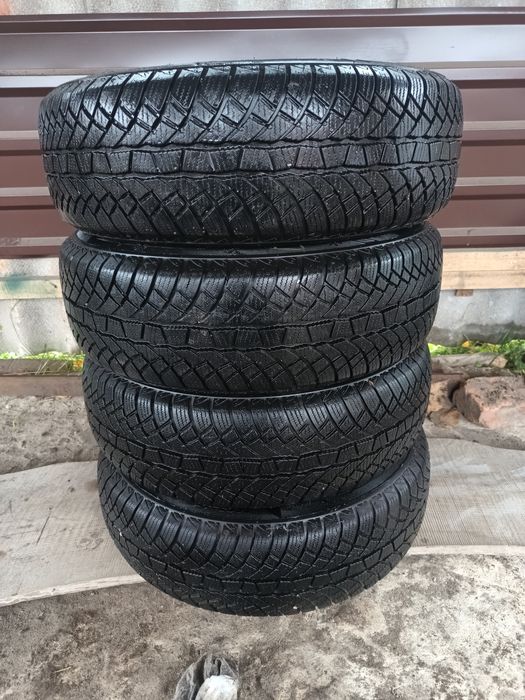 Продам резину зимову 175 65 14