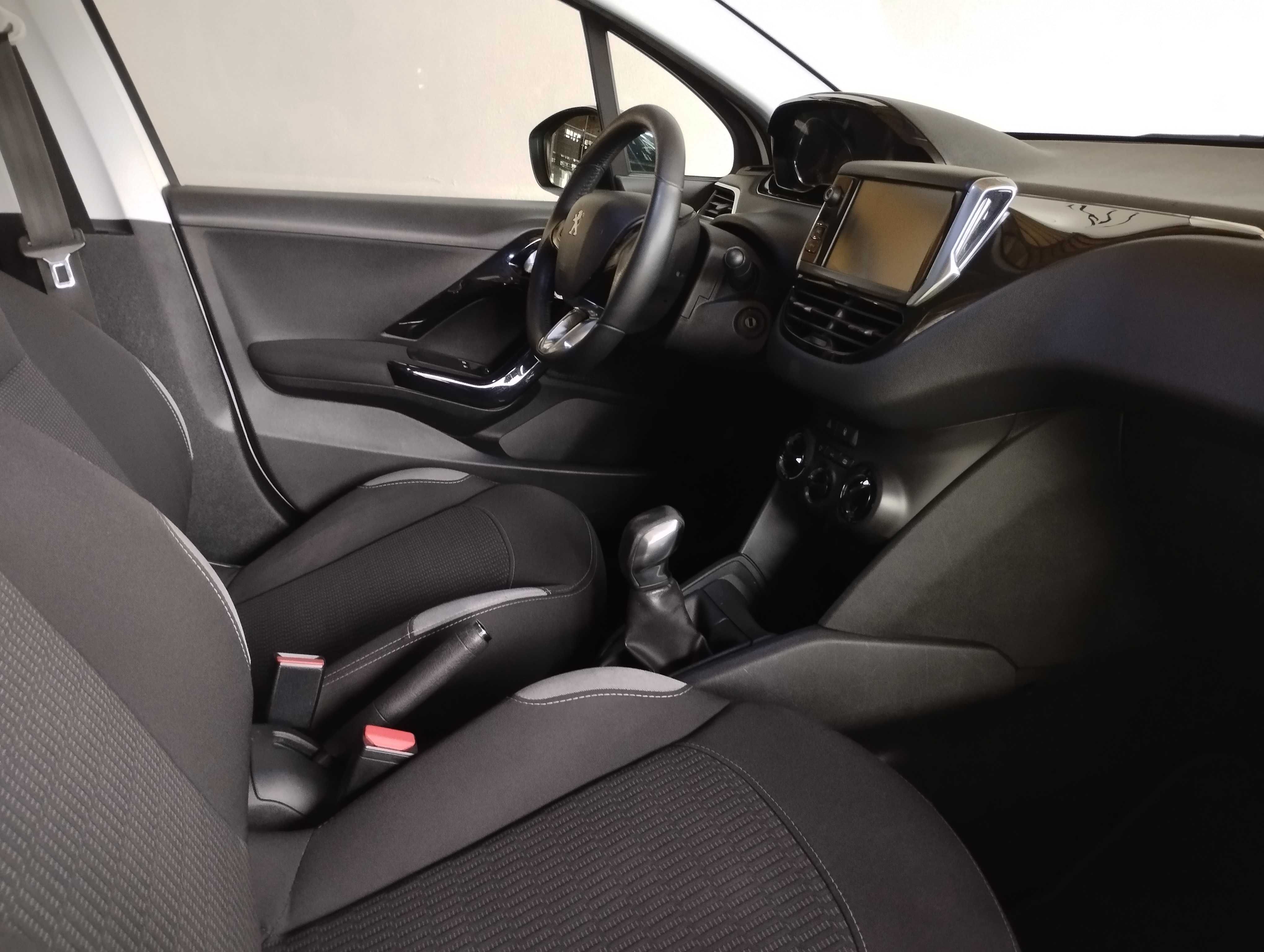 Peugeot 208 1.2 e-VTI Style