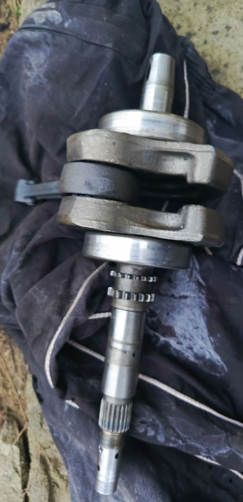 Wał korbowy Honda 250 TRX