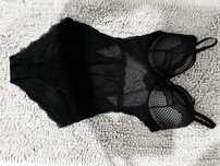 Bielizna / stringi / body koronkowe czarne ESOTIQ
