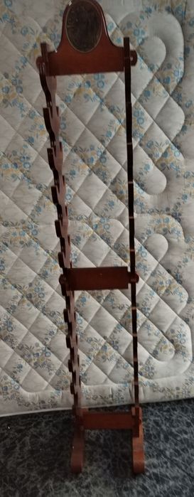 Expositor de pistolas ou espadas