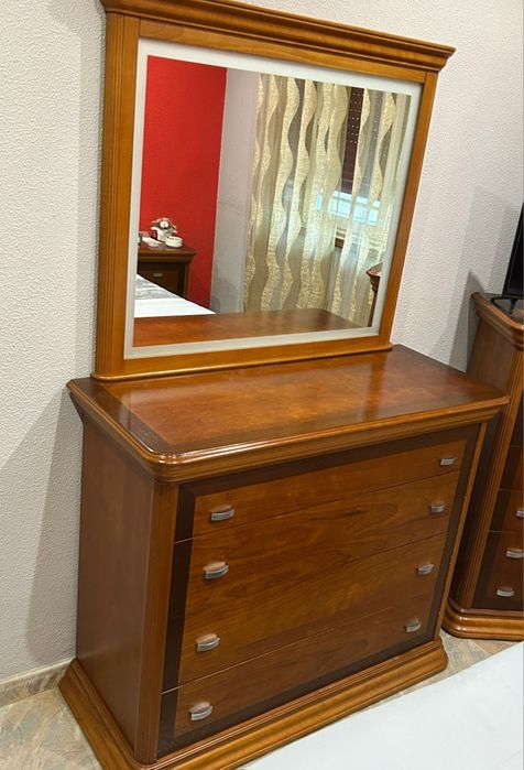 Bom dia quarto de casal  completo para desocupar  a mior oferta.