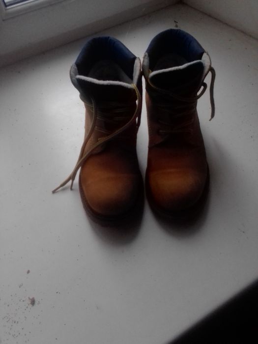 Женские зимние кожаные ботинки