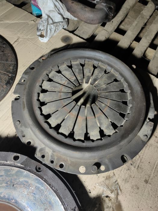 Продам корзину зчеплення газ,паз