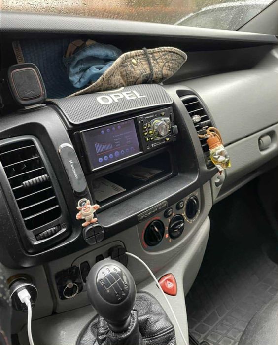 Продам Опель Віваро 2008 2.0