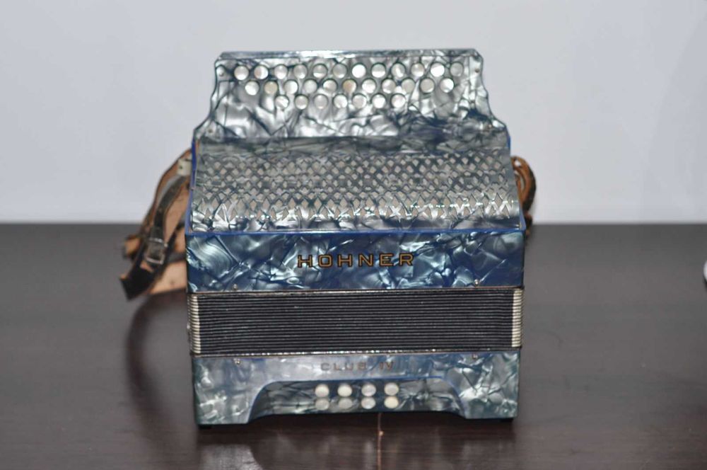 Akordeon Heligonka Hohner Club IV