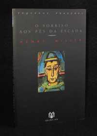 Livro O Sorriso aos pés da escada Henry Miller