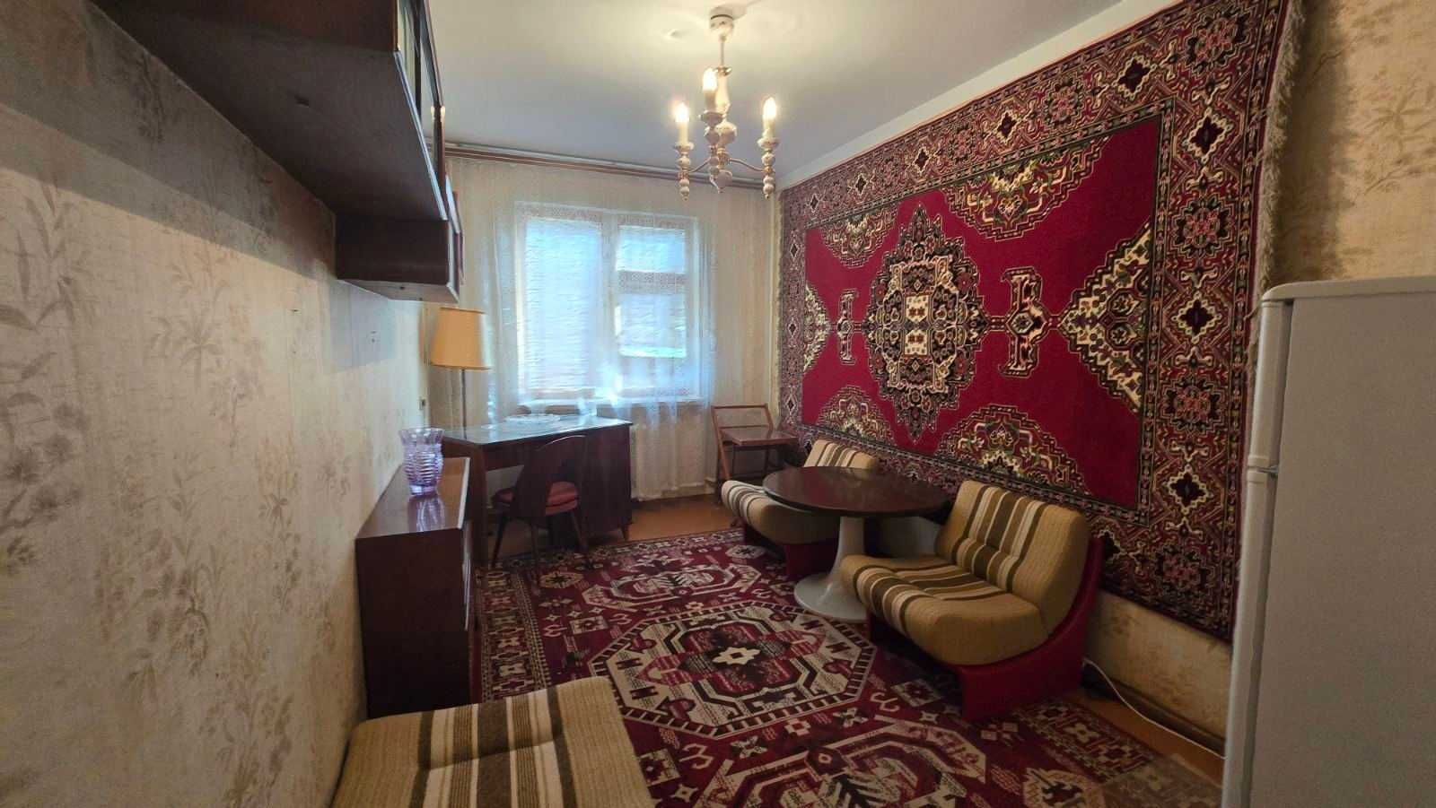 Продам 3-кімнатну квартиру вул. Преображенська