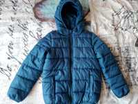 Продам дитячу куртку на хлопчика  128 см ( 6-7 ) р. Весна- осінь.