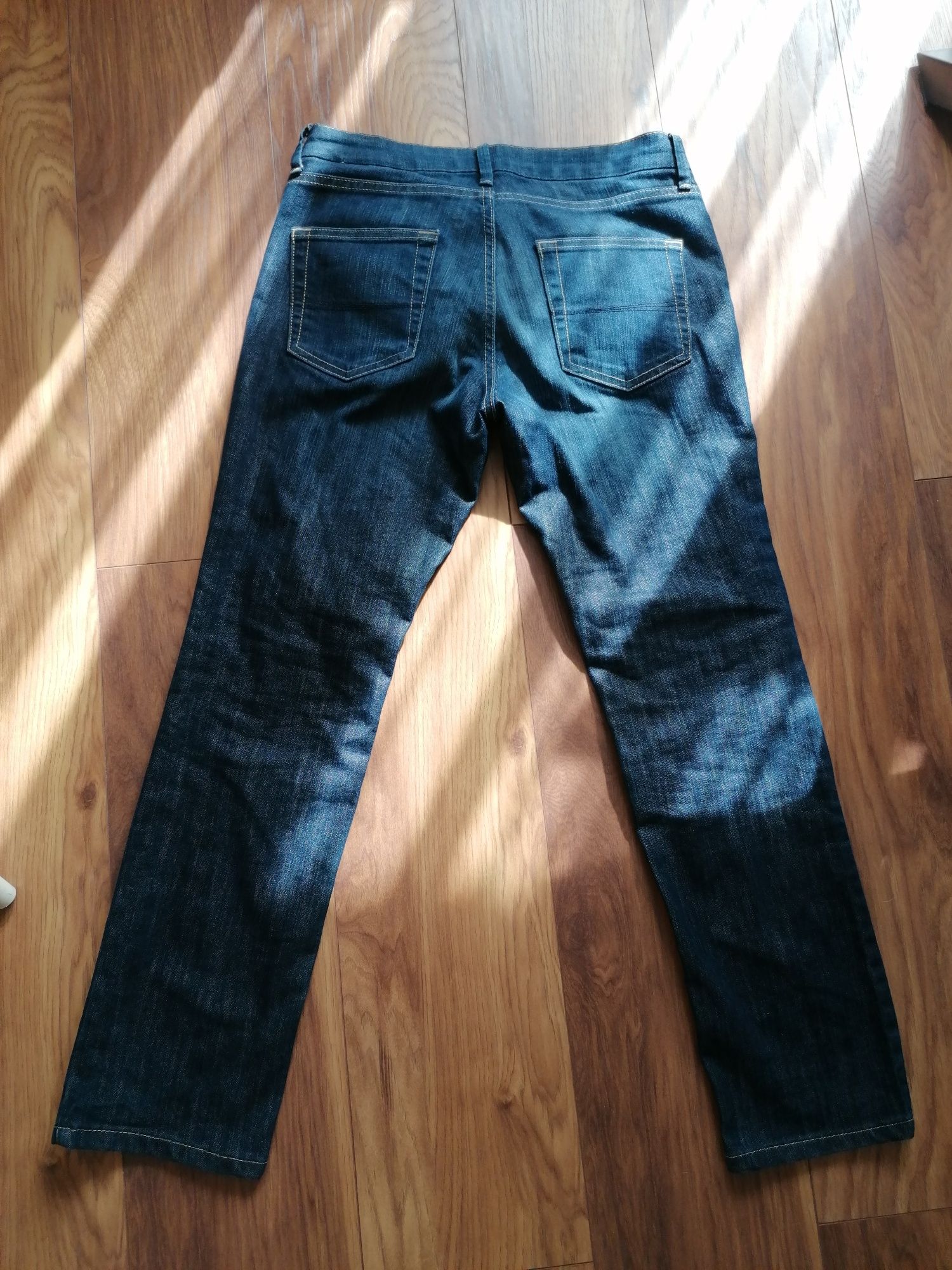 Jeansy L Marks & Spencer short straight proste dżinsy granatowowe