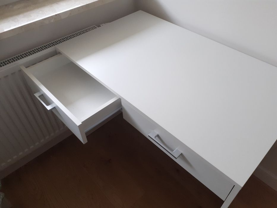 Biurko z szufladami nowe