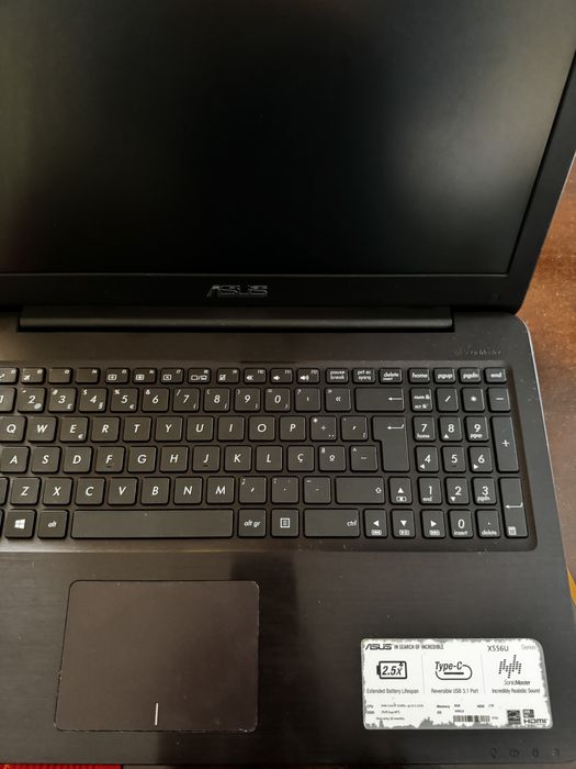 Portátil ASUS X556U: Intel Core i7