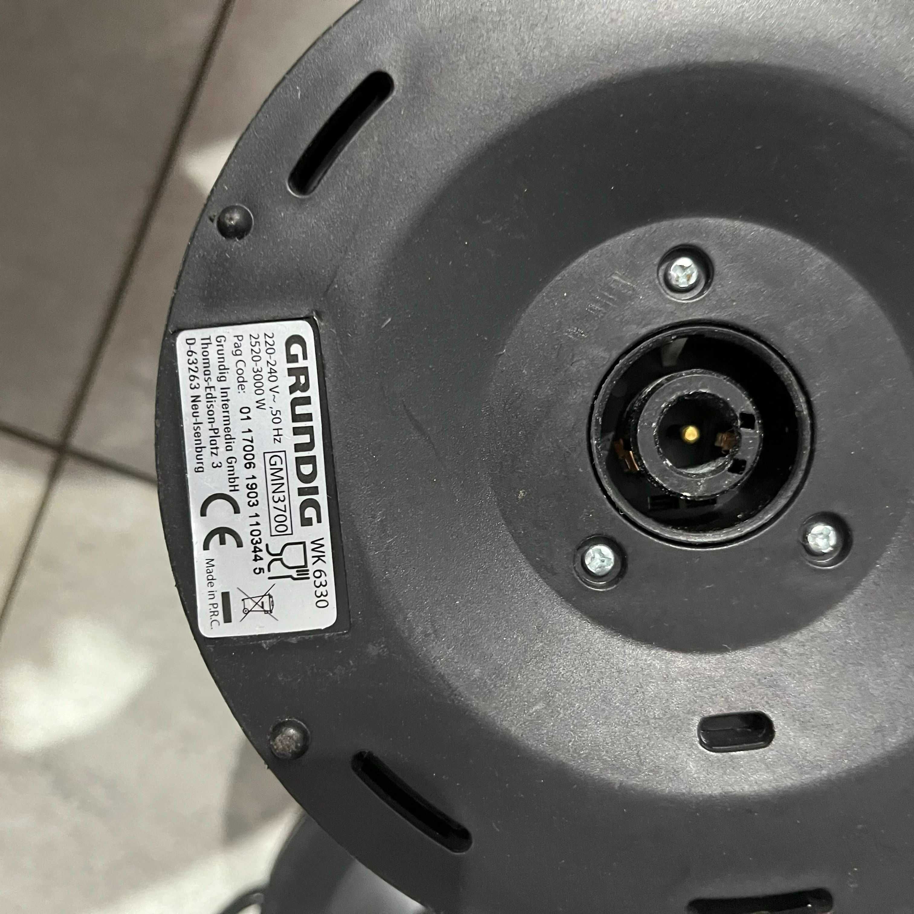 Czajnik elektryczny GRUNDIG WK 6330