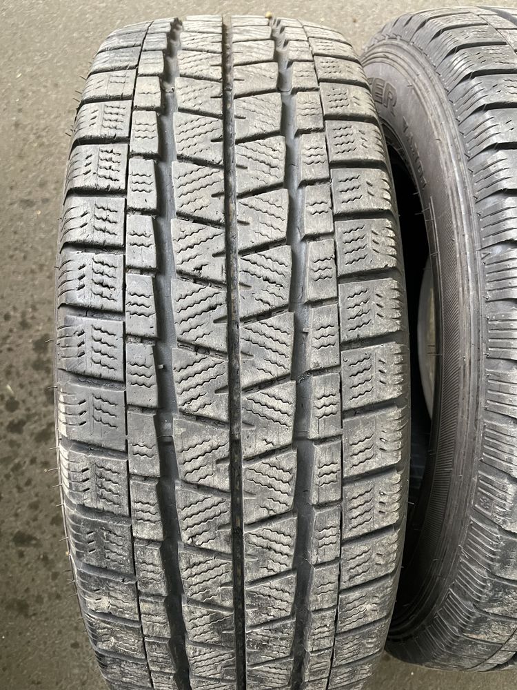 Пара 215/65R16C Falken 2020рік 7.5мм резина на бус