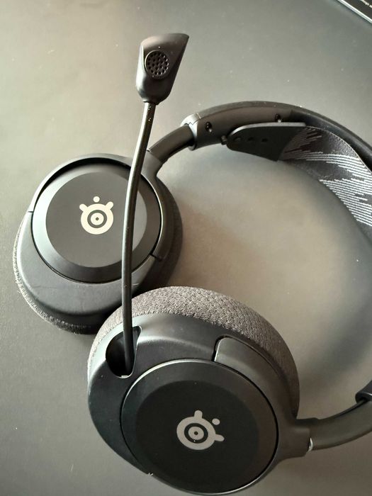 Наушники Steelseries Arctis Nova 1