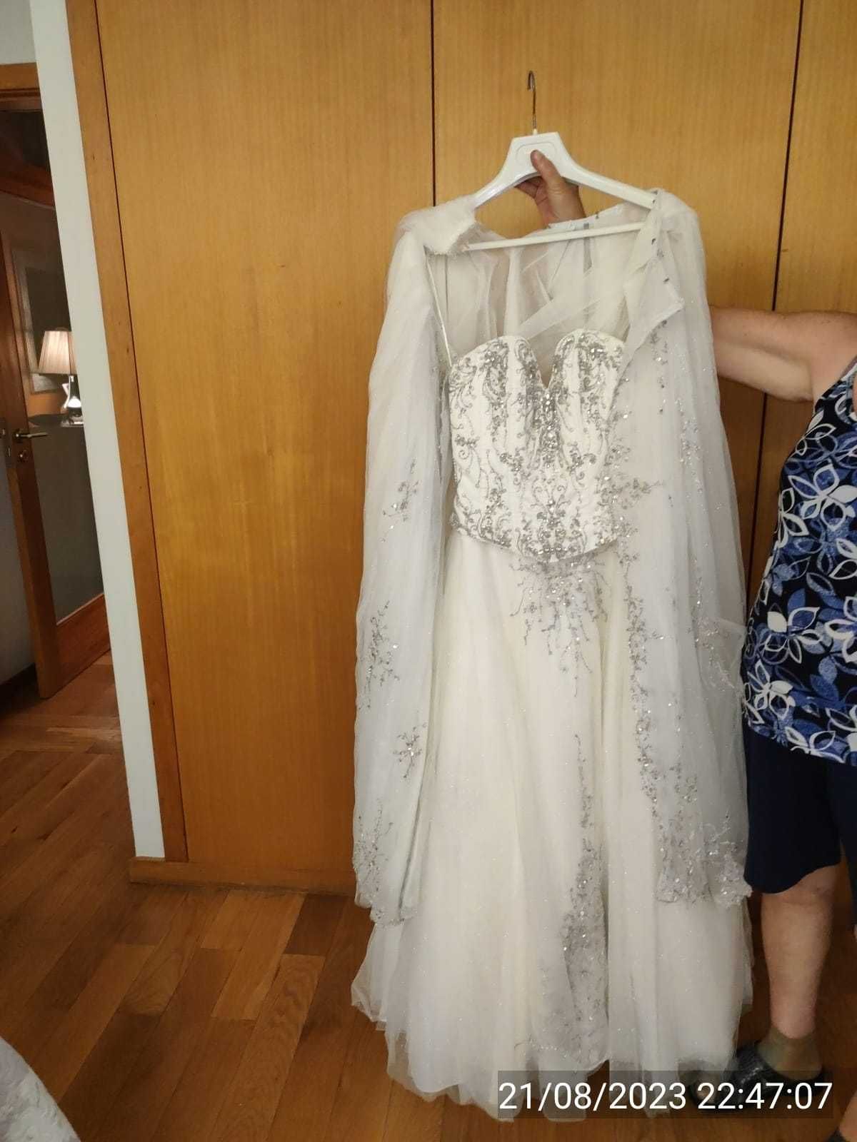 Vestido de noiva completo