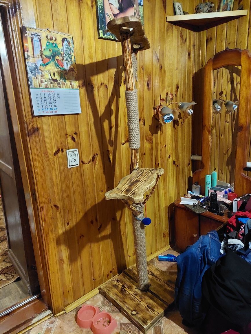 Продам кігтедьорку для кота