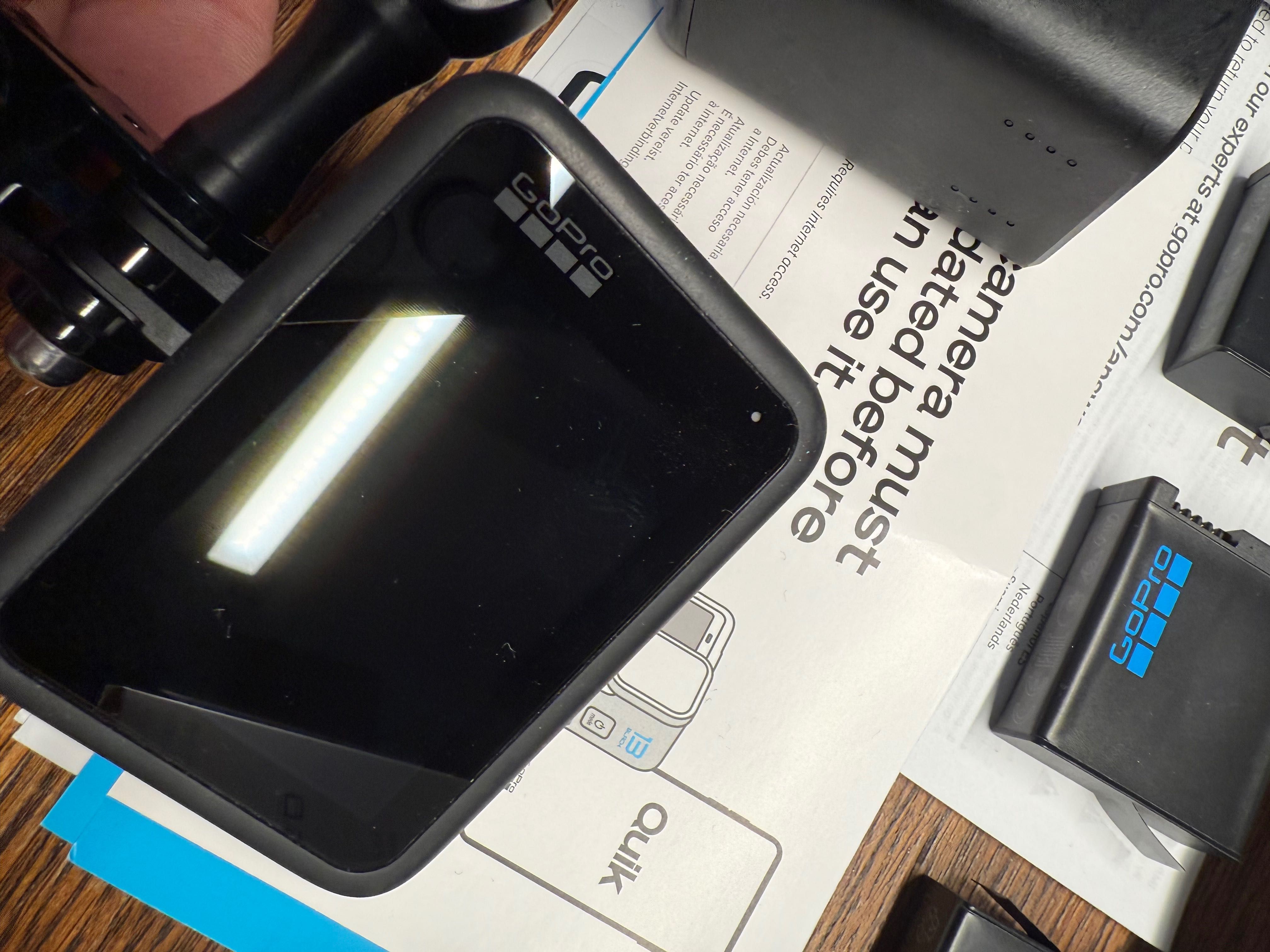 GoPro HERO 13 Black + Dual Charger + 3 baterie + Sandisk Extreme 1TB