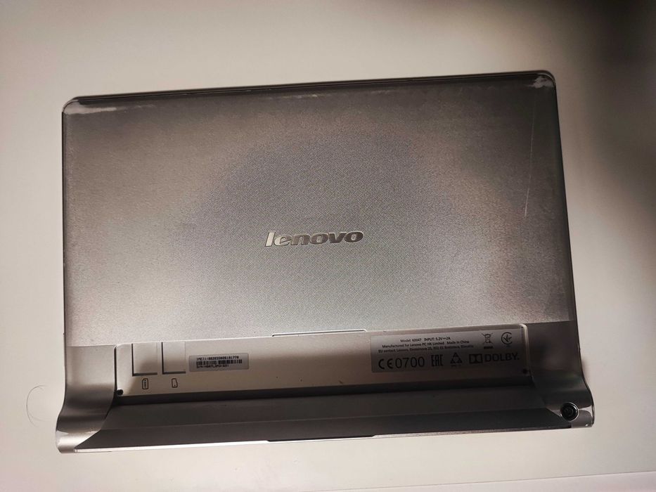 Планшет Lenovo Yoga Tablet 10" 3G (60047)