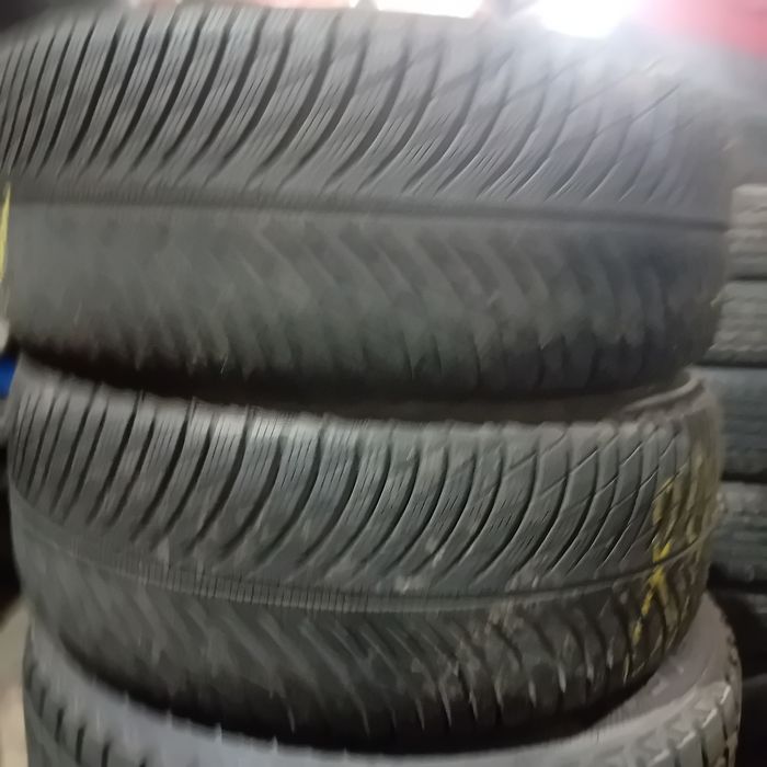 Шини Зимові 255.50.19 пара рік 2023