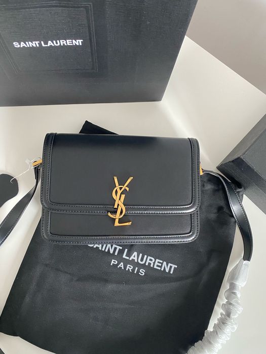 Stylowa YSL w kolorze czarnym