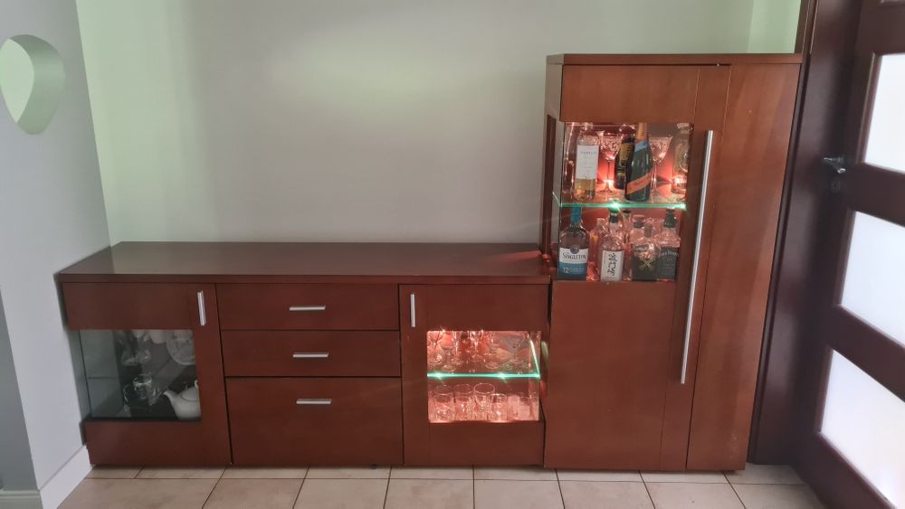 Zestaw komoda + witryna " Bydgoska Fabryka Mebli"