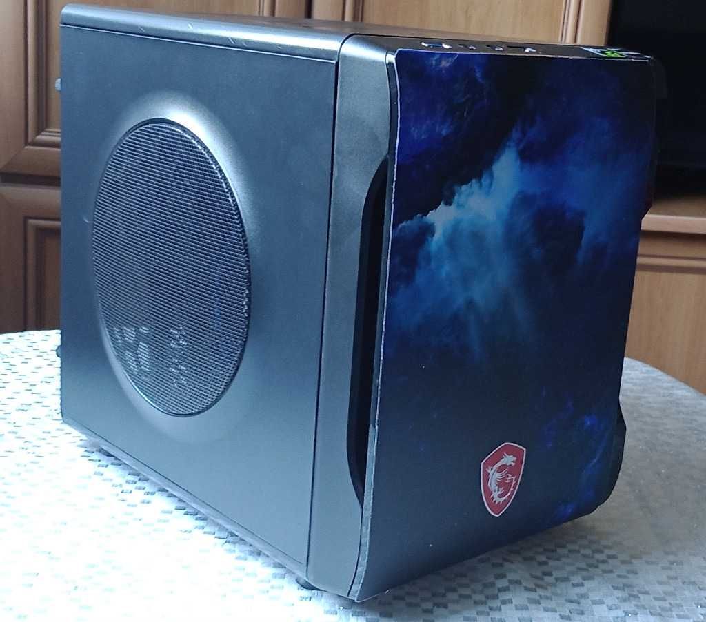 Obudowa PC Cube case Spire Powercube 715 + zasilacz Be quiet! 350W