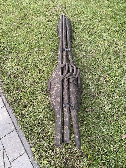 Pokrowce Shimano Tribal Trench Gear 12ft Padded Rod Sleeve wedki 3,6 m
