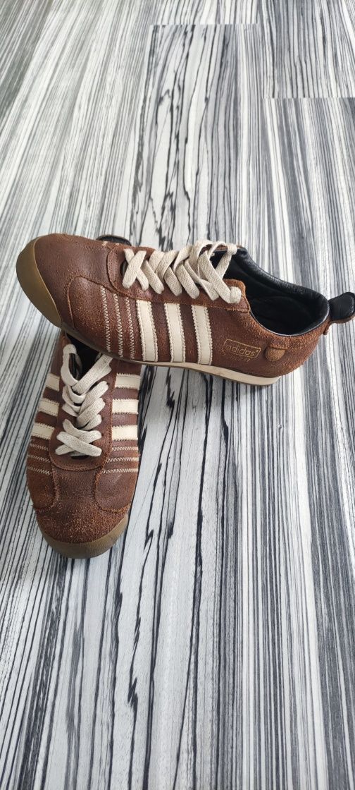 Adidas chile 62 кросівки