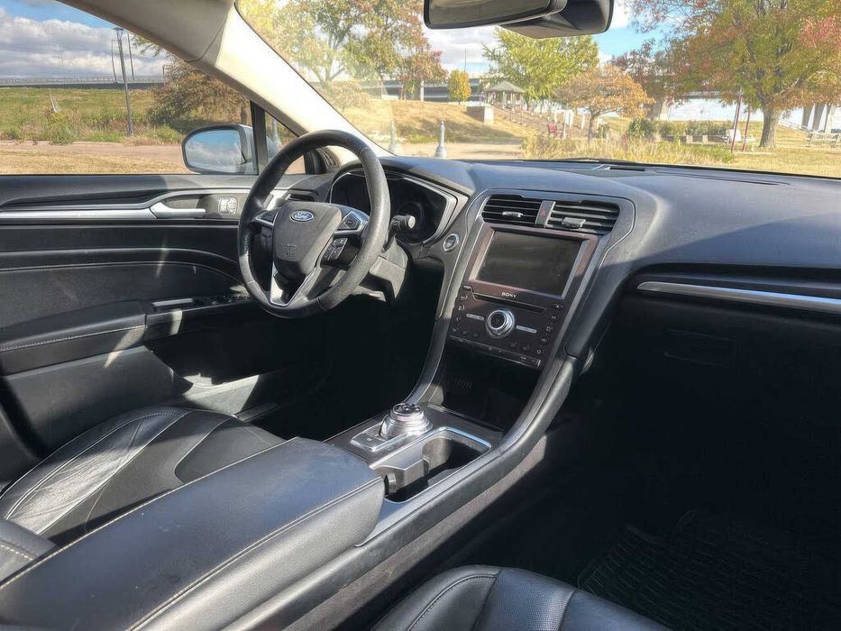 Ford Fusion Titanium      2019