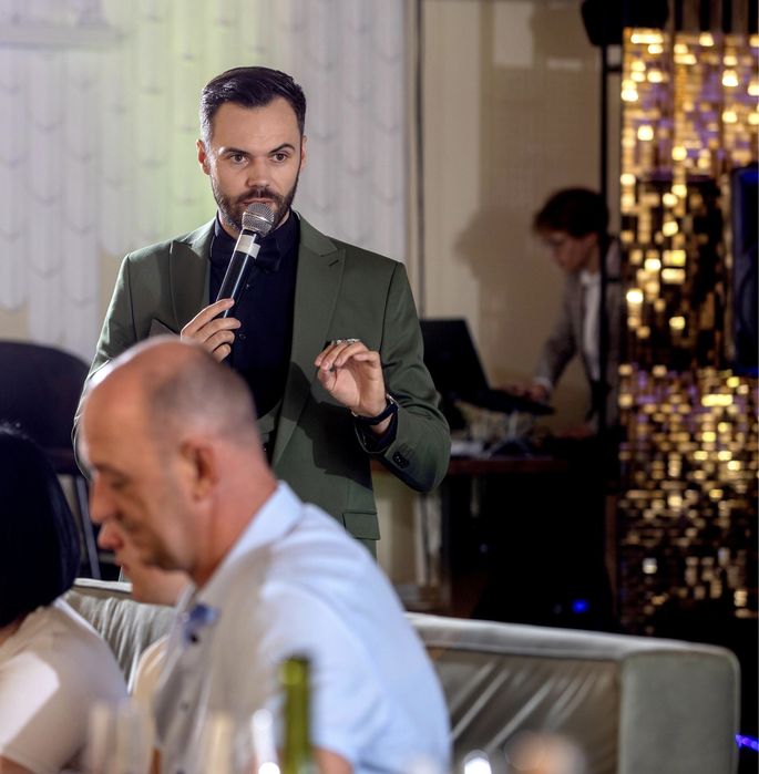 Ведучий на новорічний корпоратив/Новорічну ніч/свято/ДР/ведущий