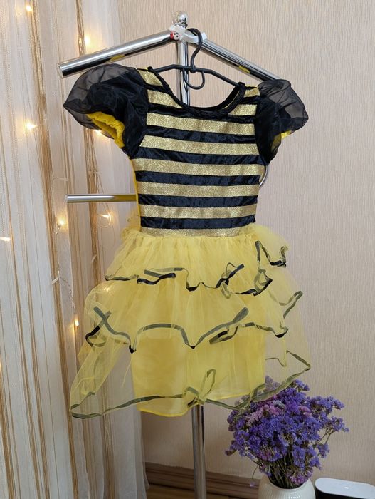 Сукні на свято для дівчат 3-4 роки