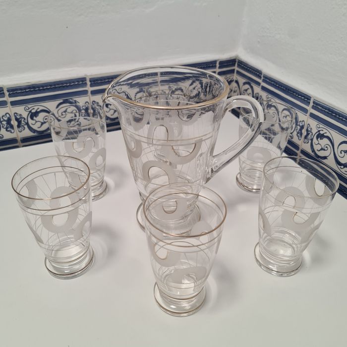 Conjunto jarro com 2 copos  ( anos 50)