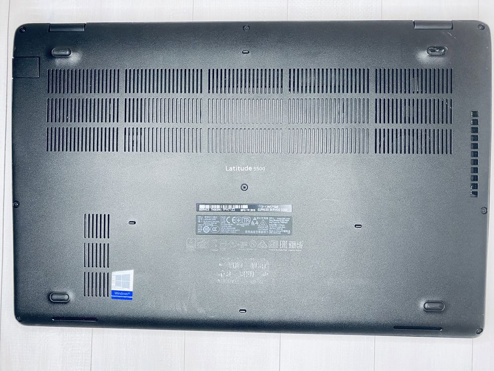 ‼️Класний стан‼️ Dell Latitude 5500 15.6’FHD iPS i7-8665U 16/256