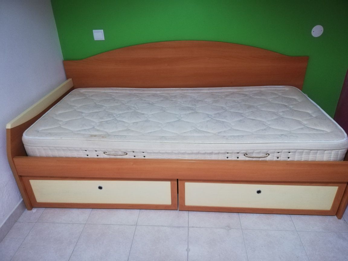 Cama de Solteiro