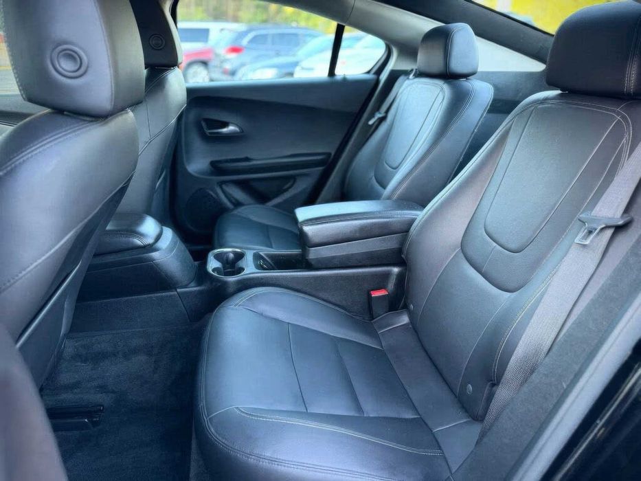 Chevrolet Volt Premium      2014