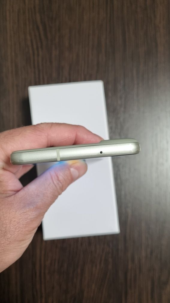 Samsung Galaxy S21 FE 5G DEMO
