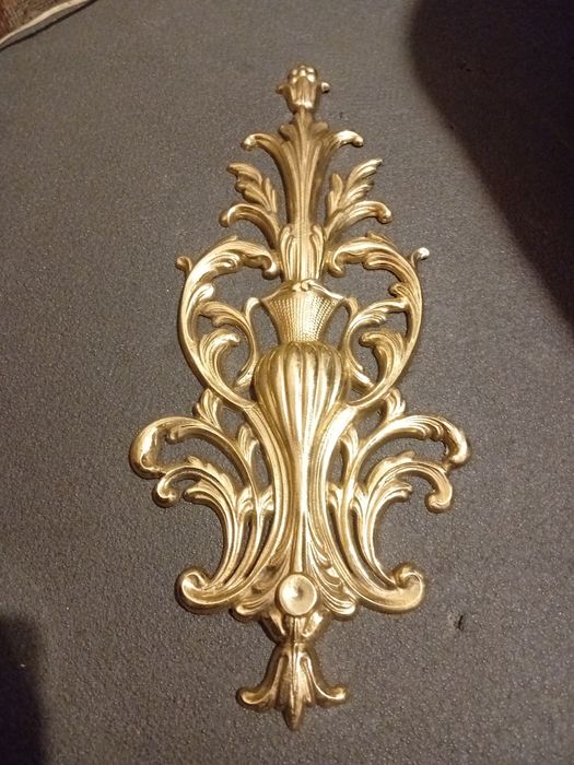 Латунний декори.