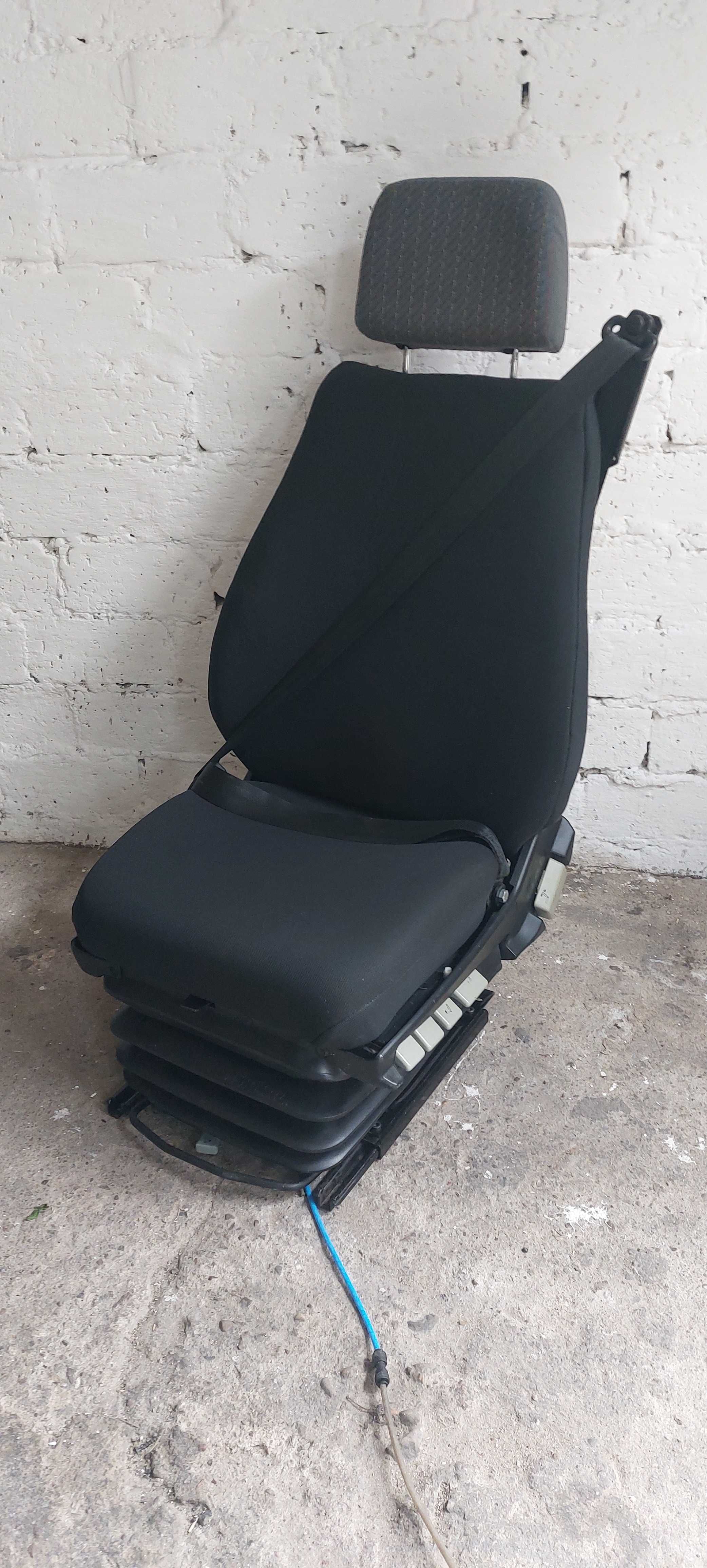 Fotel kierowcy MAN F2000 isri
