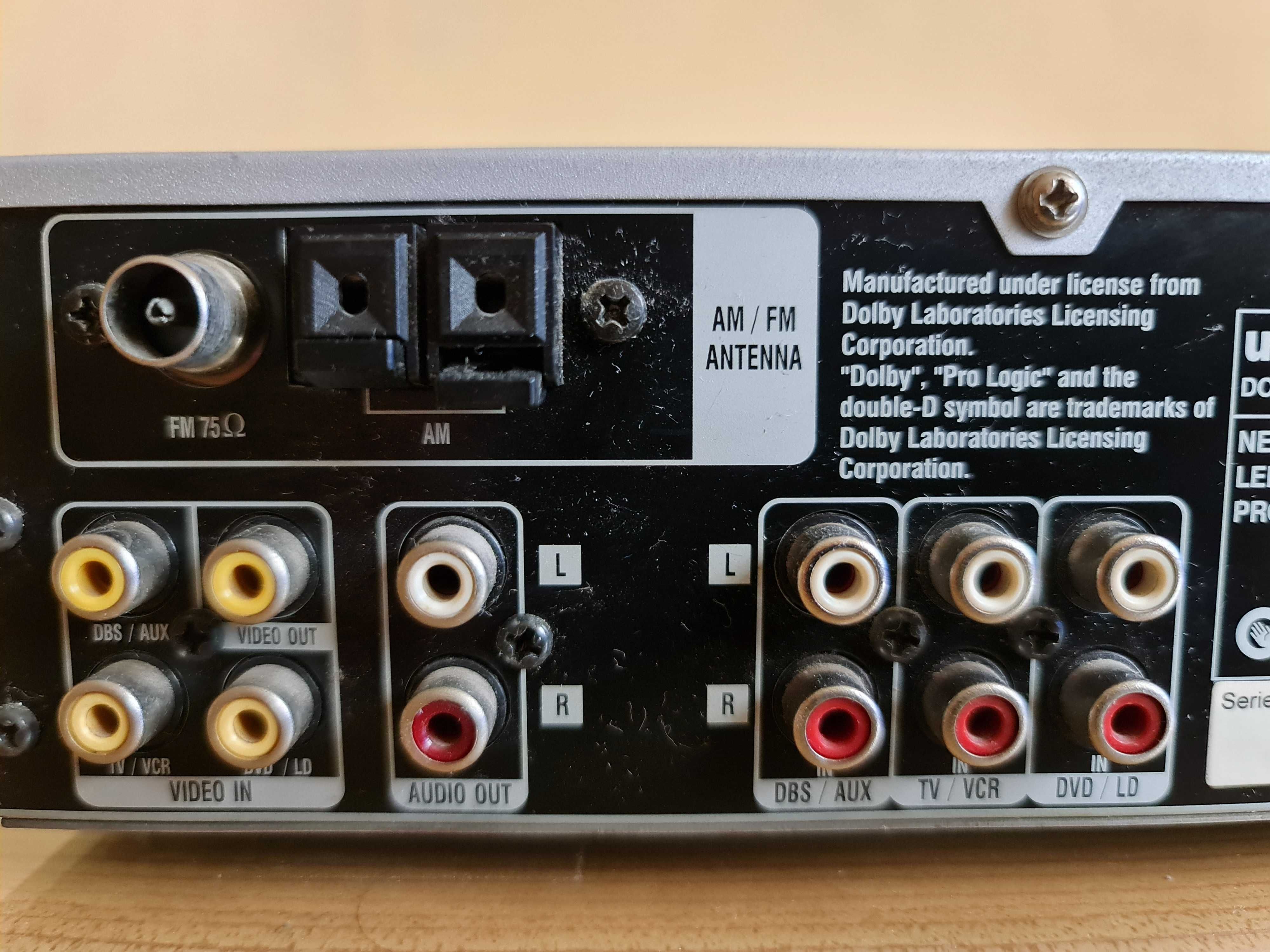UNIWERSUM DOLBY PRO RECEIVER   kino domowe - wzmacniacz audio