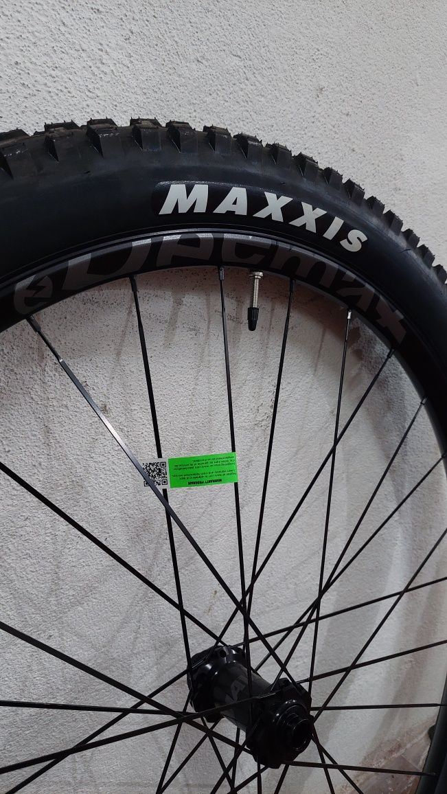 Rodas Mavic EDeemax 29" NOVO