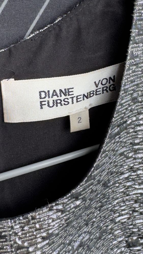 Вишукана дизайнерська сукня Diane von Furstenberg