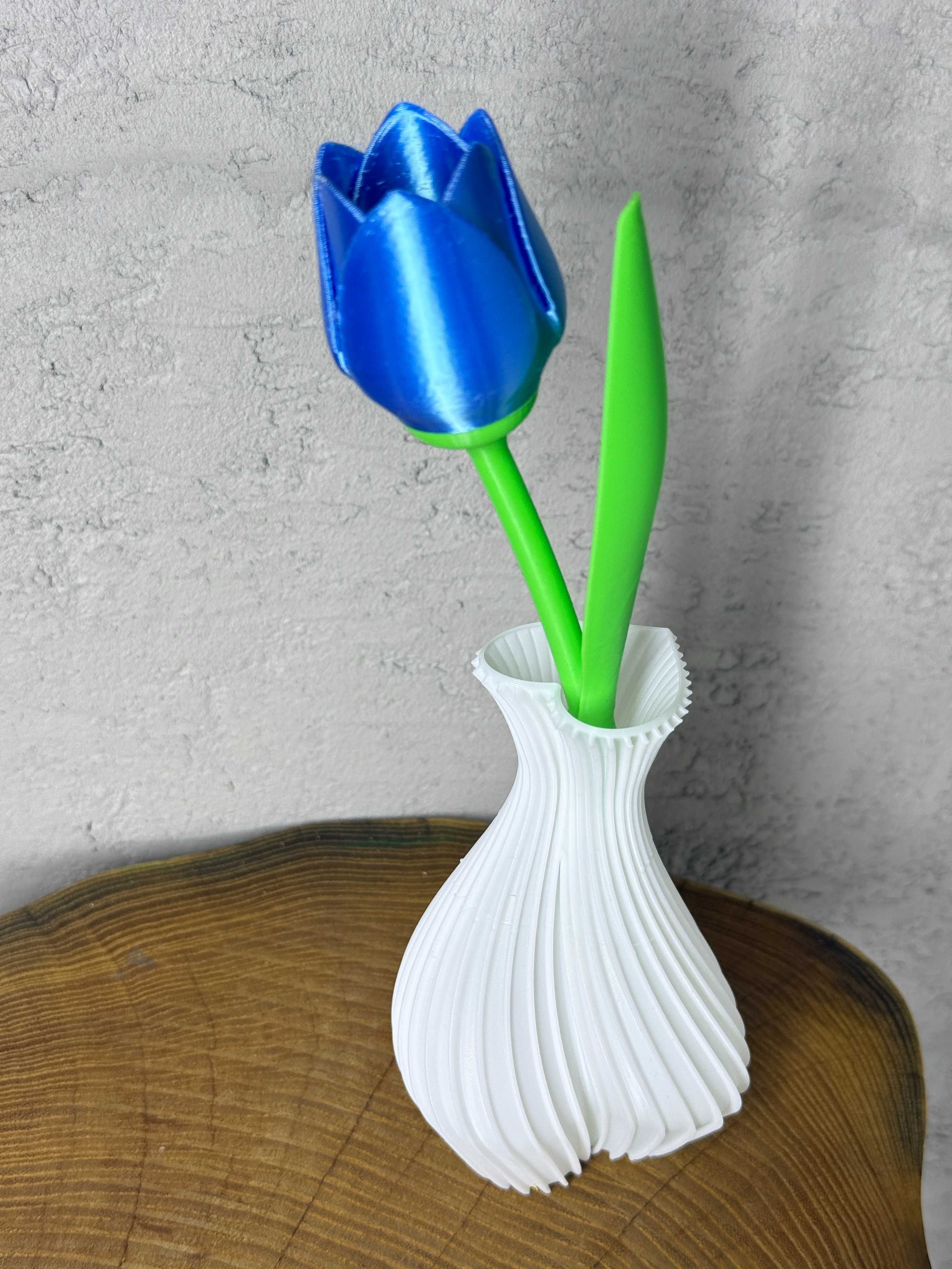 Tulipan 3D – nowoczesny, realistyczny, sztuczny kwiat, druk 3D, kolory