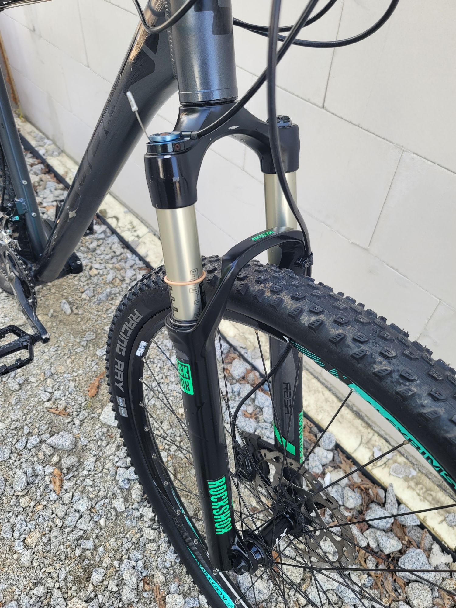 Cube Race One Rower MTB Rockshox 29" 23cale Deore XT