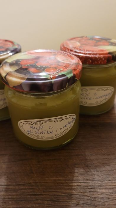 Maść z wrotyczu i jaskółczego ziela