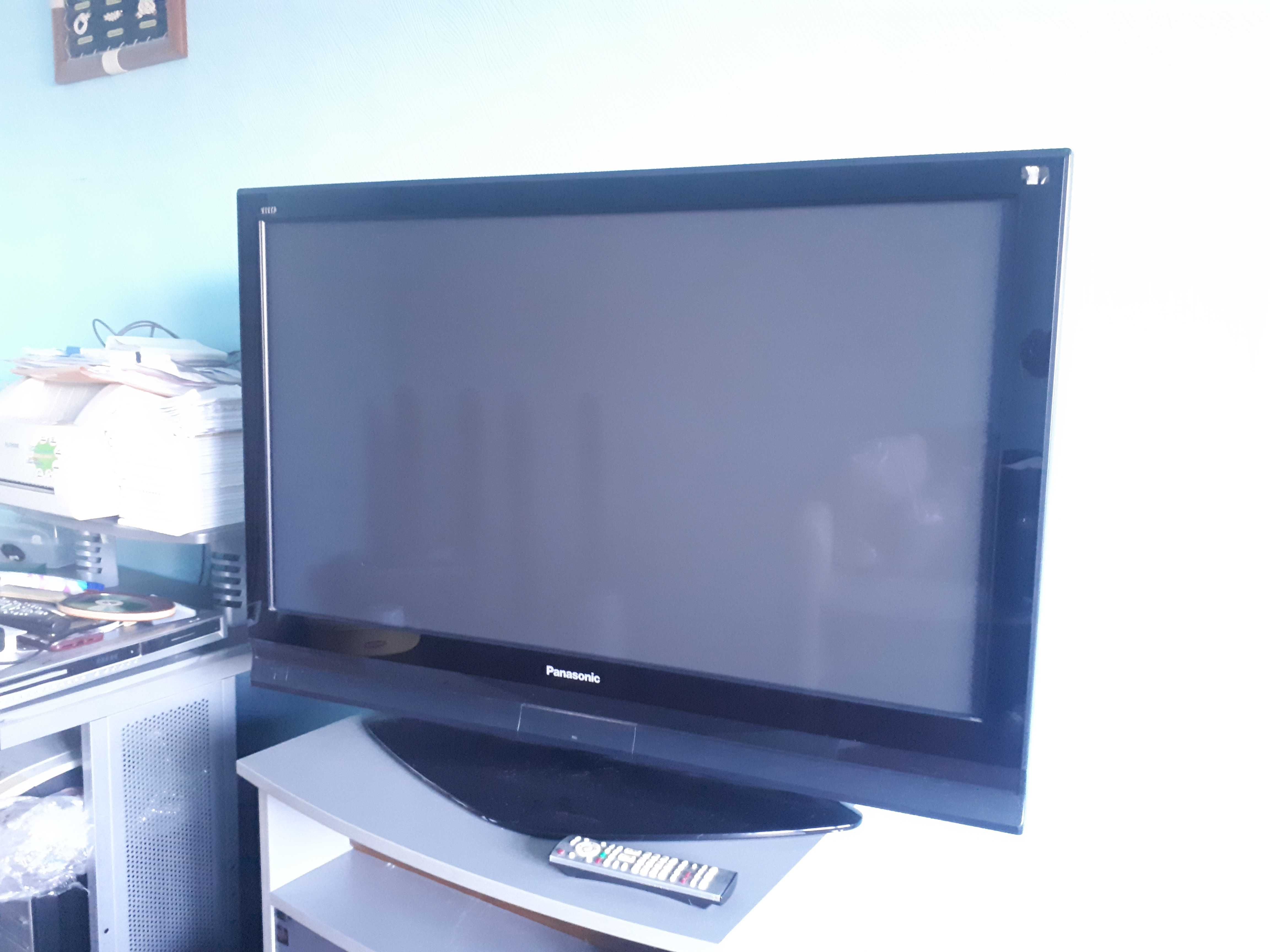 TV телевизор Panasonic viera th-42pv71f с подставкой